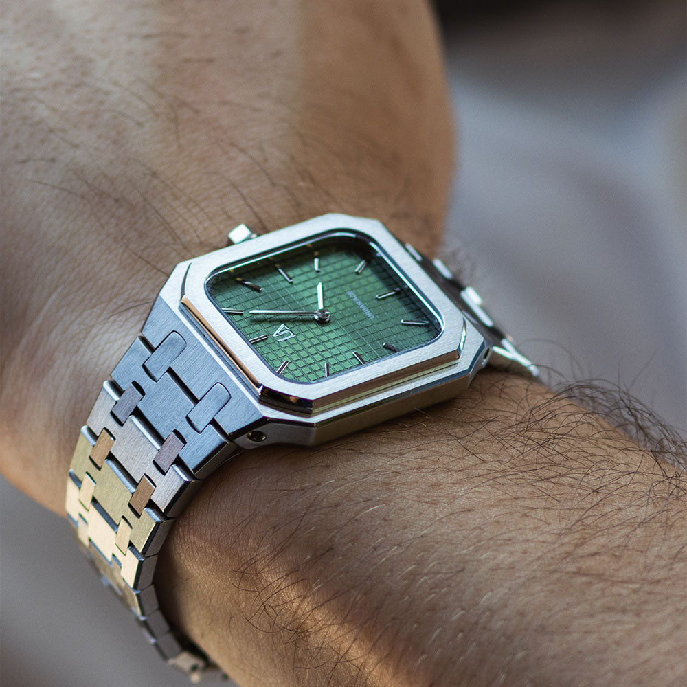 Groen horloge man vierkant rechthoekig