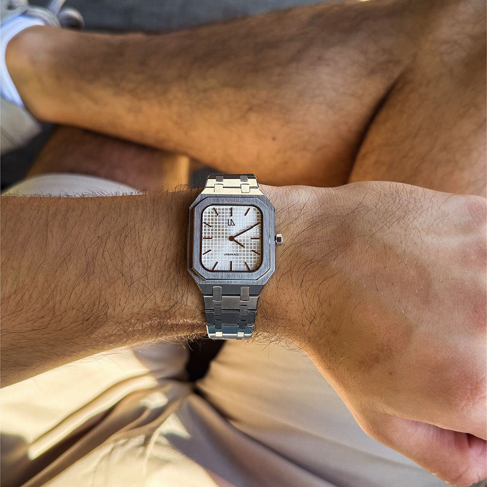 Apex wit vierkant horloge