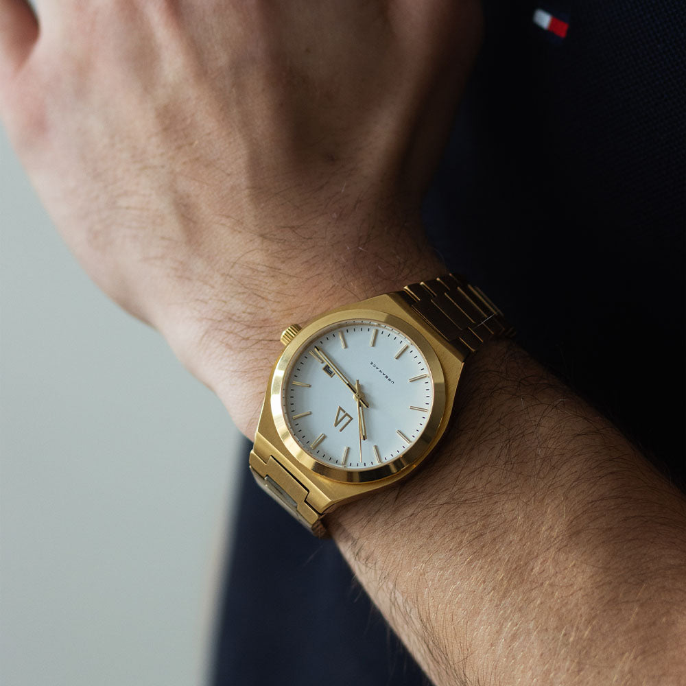 azure-gold-tommy-hilfiger